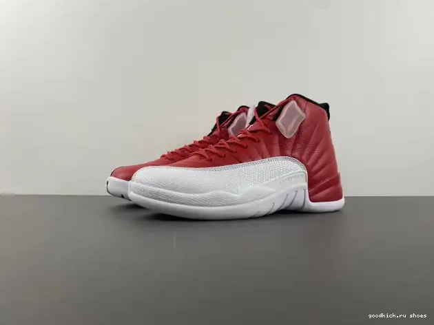 12 130690-600 Air Jordan Alternate 0525